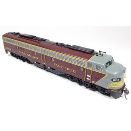 HO EMD E8A (DC/DCC/Sound): Canadian Pacific - Early Maroon: #1800