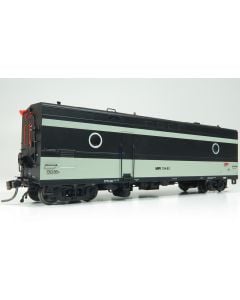 HO scale Steam Heater Car: VIA-CN: #15450