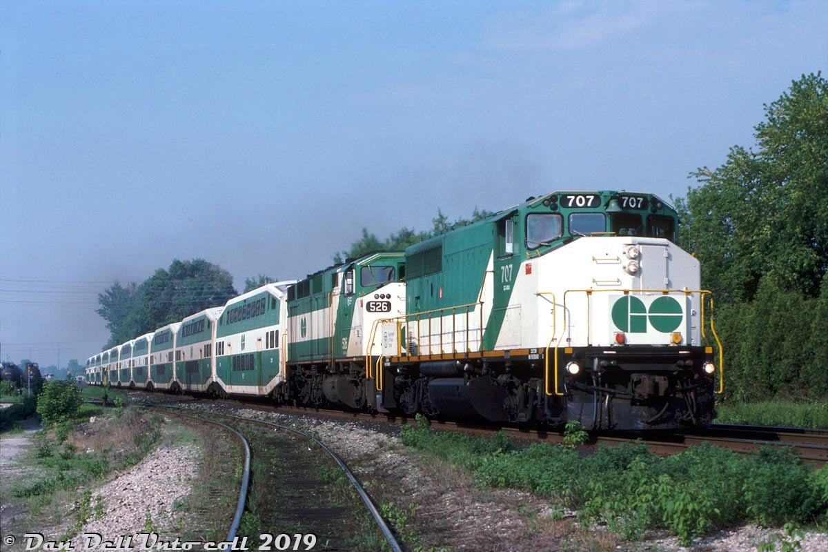 GO 707 leading 526 at Mississauga, Ontario in May, 1991. Photo by Peter Jobe, courtesy of Dan Dell'Unto.